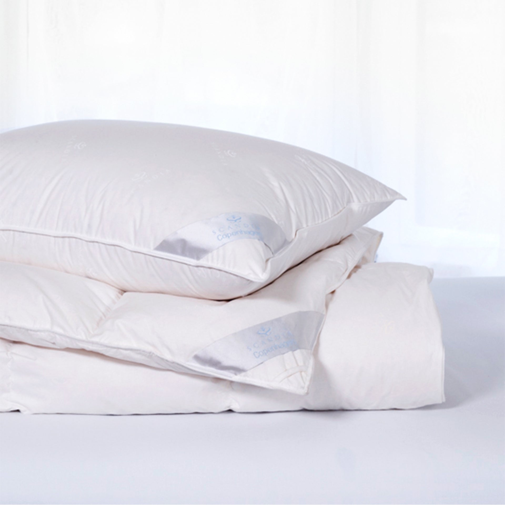 copenhagen-comforter-scandiahome-europeanwhitedown-2-web.jpg
