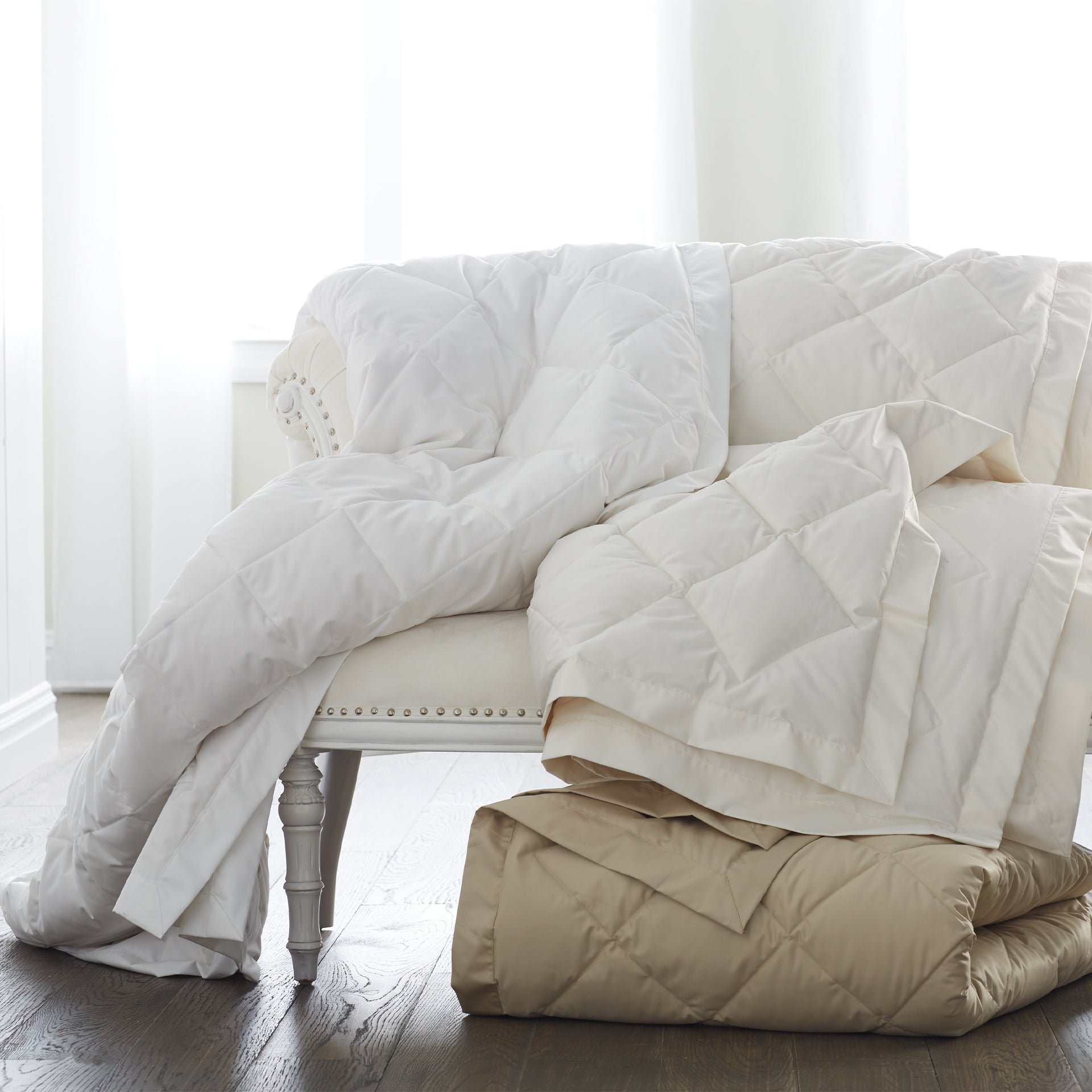 diamond-quilted-down-blanket-scandiahome-2-web.jpg
